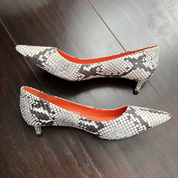 Via Spiga | Snake skin black and white little heeled shoes - Picture 2 of 8